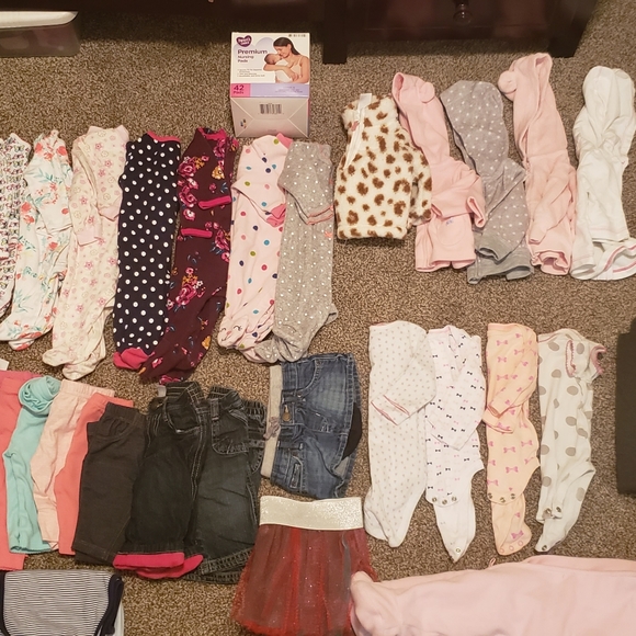 New born- 3 month baby girl clothes - Picture 9 of 9